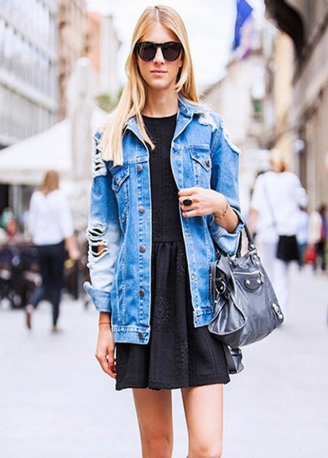 جاكيت جينز من Balenciaga 