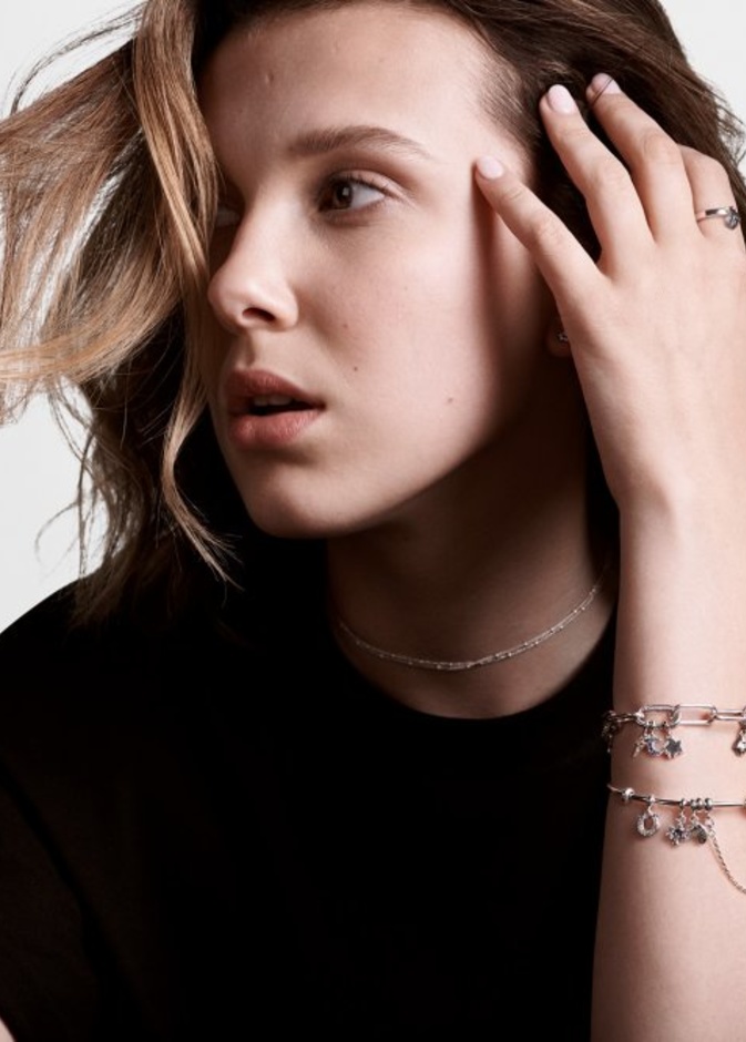  باندورا وميلي بوبي براون.. تشكيلة جديدة تحتفي بالتعبير عن الذات