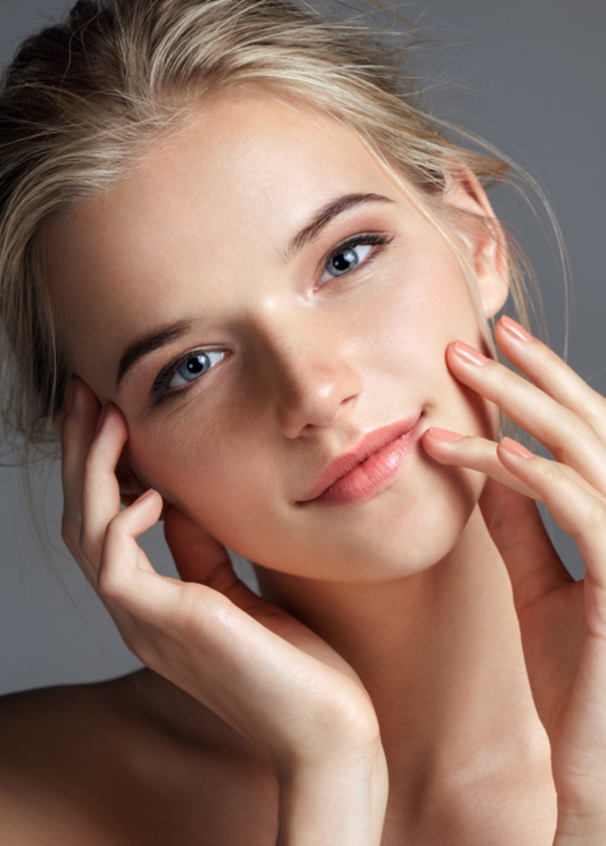 برايمر Dior Backstage الجديد يمنحك إطلالة خلابة ومكياج رائع لبشرتك، فاحرصي على استخدامه يومياً قبل وضع كريم الأساس