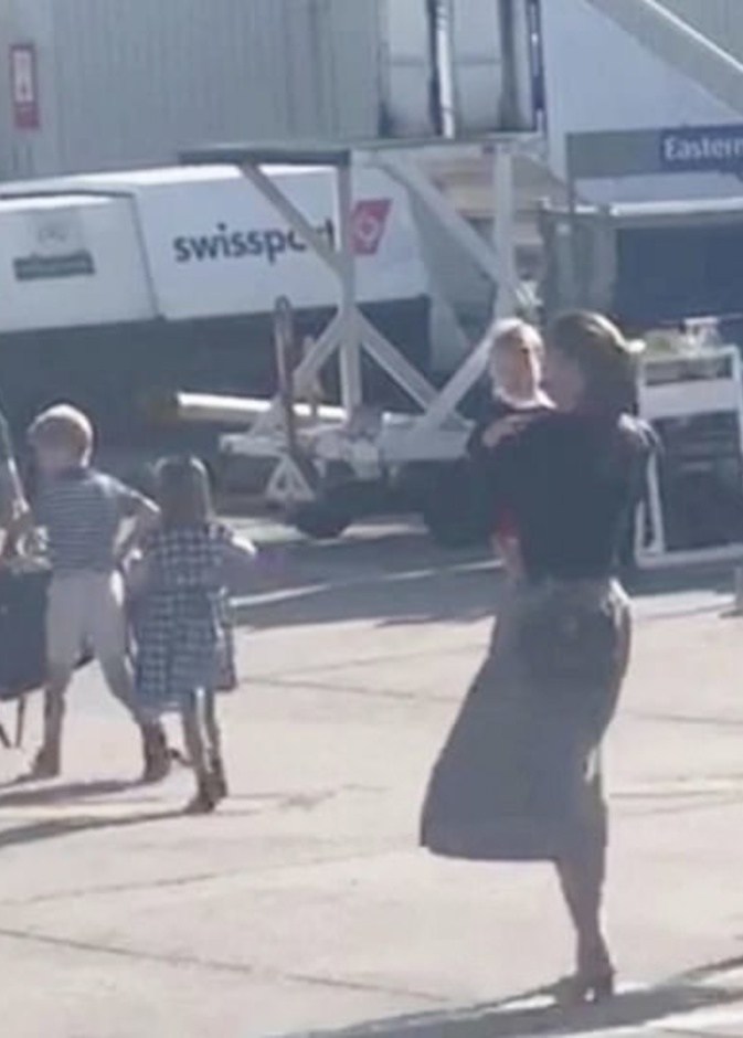 الأمير وليام والأمير جورج والأميرة تشارلوت