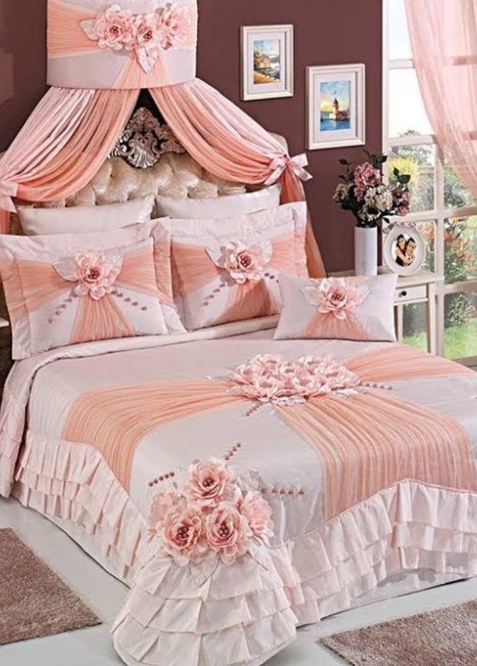 مفارش باللونين الاحمر والابيض