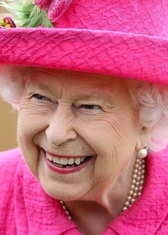 ملكة بريطانيا الملكة إليزابيث الثانية
