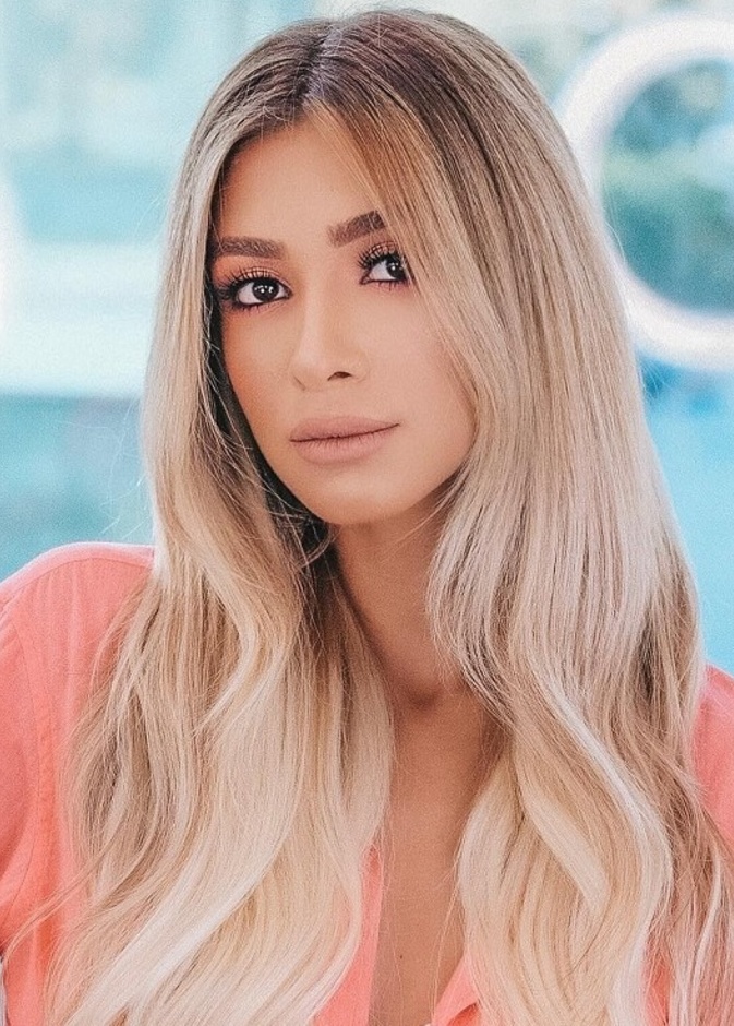 هل تبدو تيا ديب نسخة عن والدتها نوال الزغبي