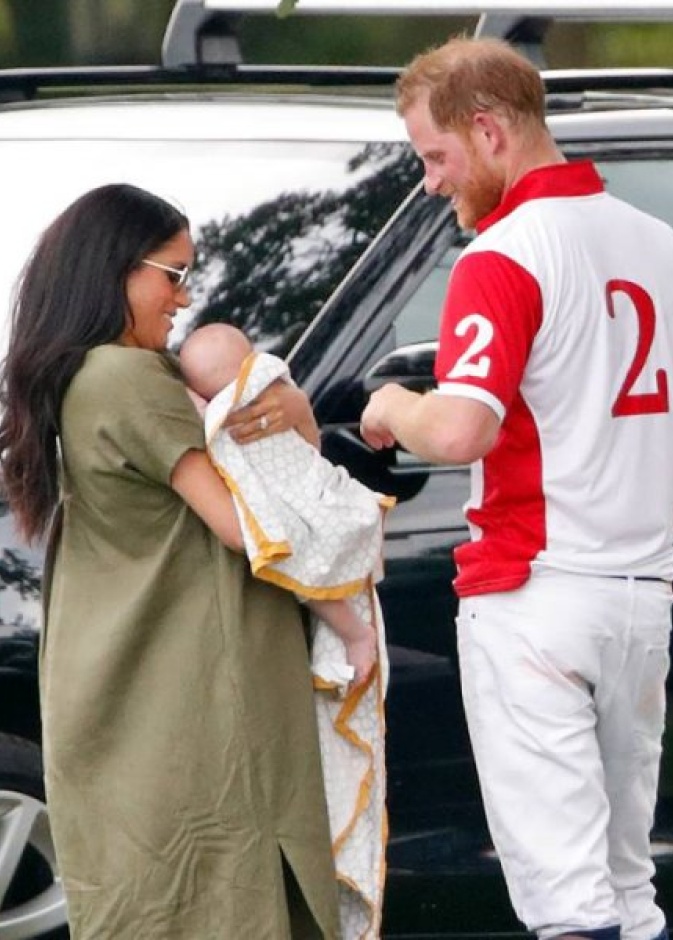 الأمير هاري يصطحب ميغان ماركل وطفلهما أرشي إلى أفريقيا