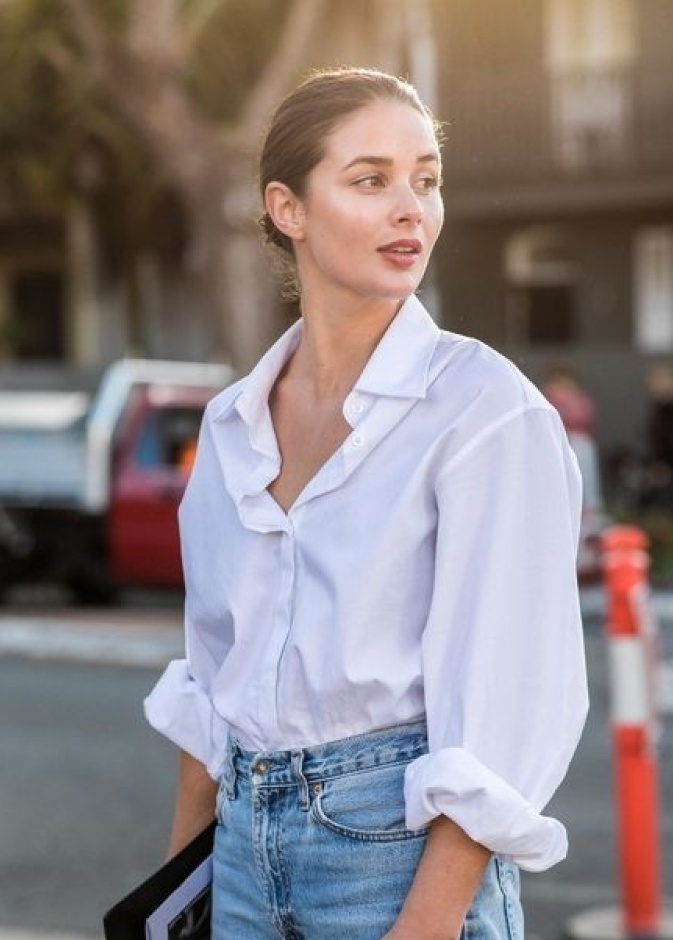 توب ناعمة بياقة عالية من Chloé 