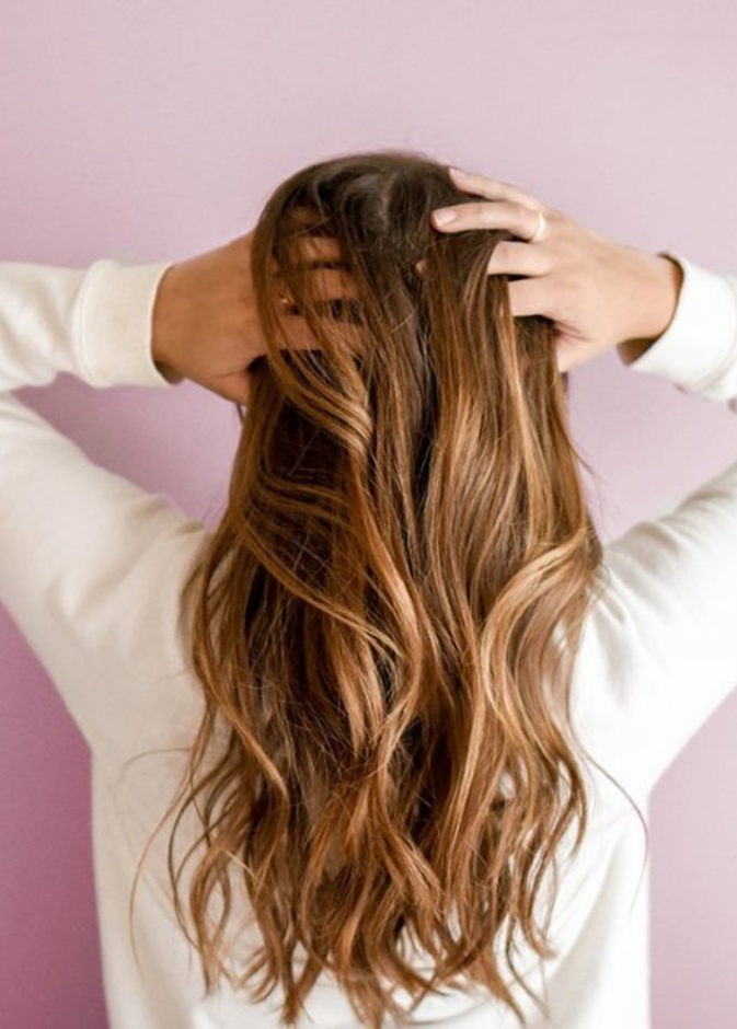 5 اطعمة تمنع تساقط الشعر اثناء الرجيم 