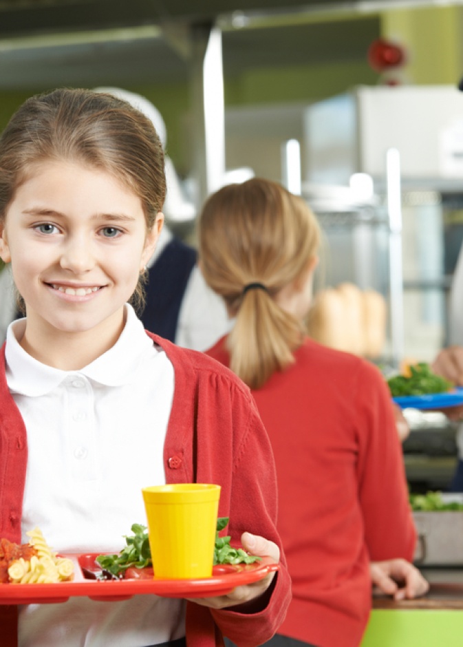 4 أنواع هامة من المأكولات ينصح بتجنبها لطلاب المدراس