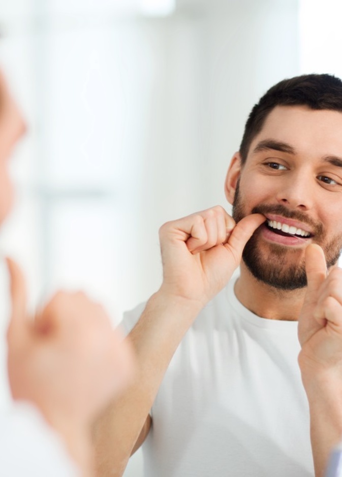 كيفية العناية بصحة الاسنان واللثة عند الرجال 