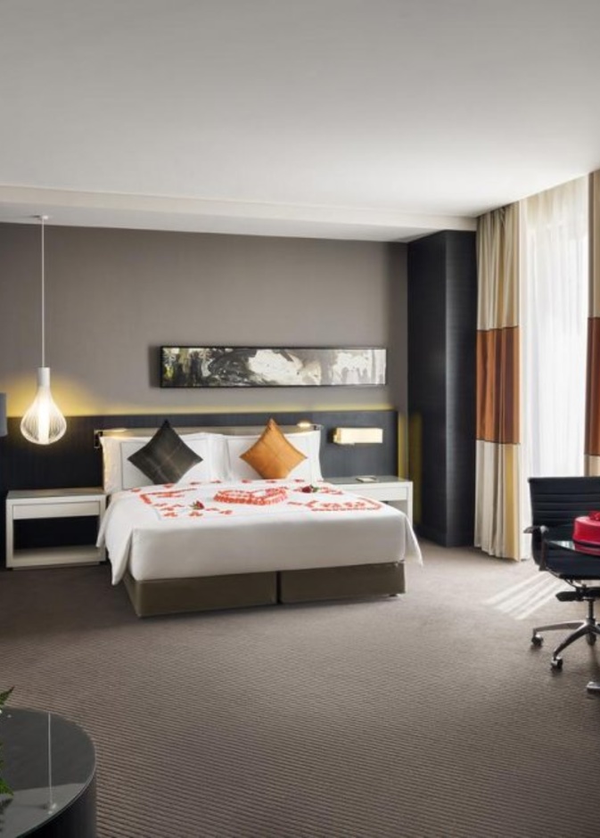  احدى مطاعم فيرمونت الرياض - افضل فنادق شهر العسل في الرياض 2019