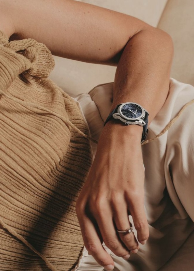 ساعة أوديمار بيغه الجديدة ميليناري فروستد جولد فيلوسوفيك.. تخبر عن الوقت بطريقةٍ فلسفية