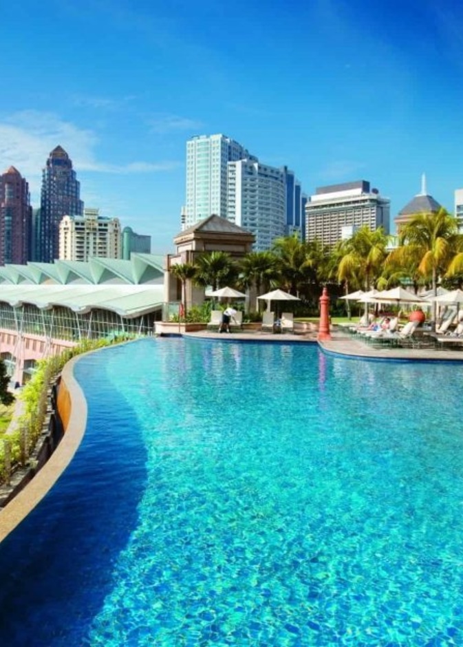 احدى شواطئ جزيرة بينانج ماليزيا - اجمل جزر لشهر العسل