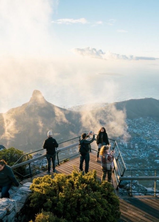 إطلالة خلابة على منطقة الخليج ومساحات ممتدة من الشواطئ