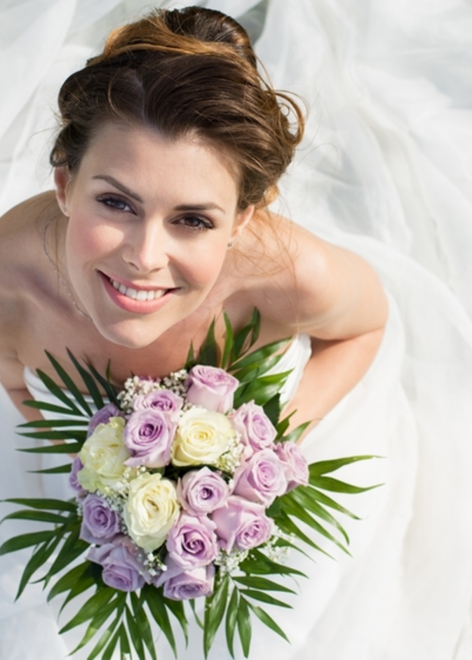  ابتسامتك اكثر سحرا مع الاسنان البيضاء