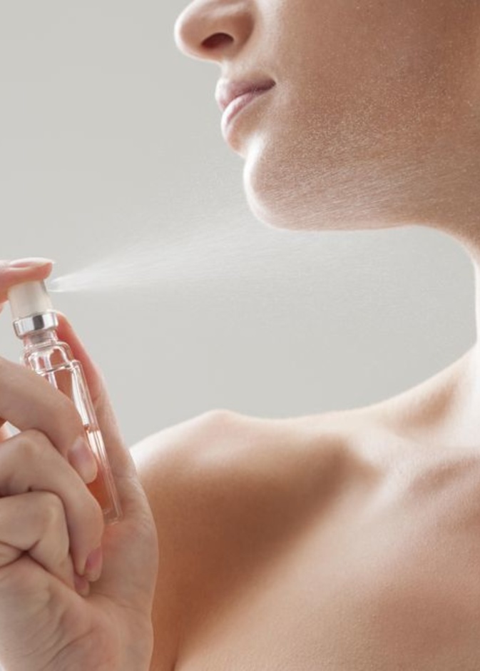 اصنعي من الخلطات النباتية عطور طبيعية للجسم