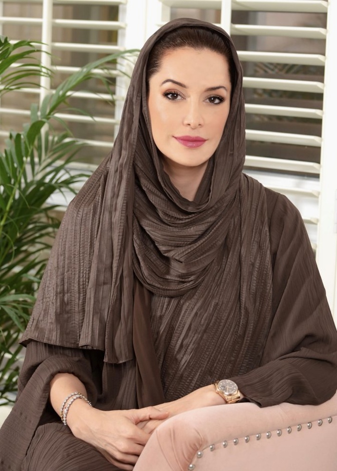 سيدة الأعمال الإماراتية سارة عبد الله آل مراد