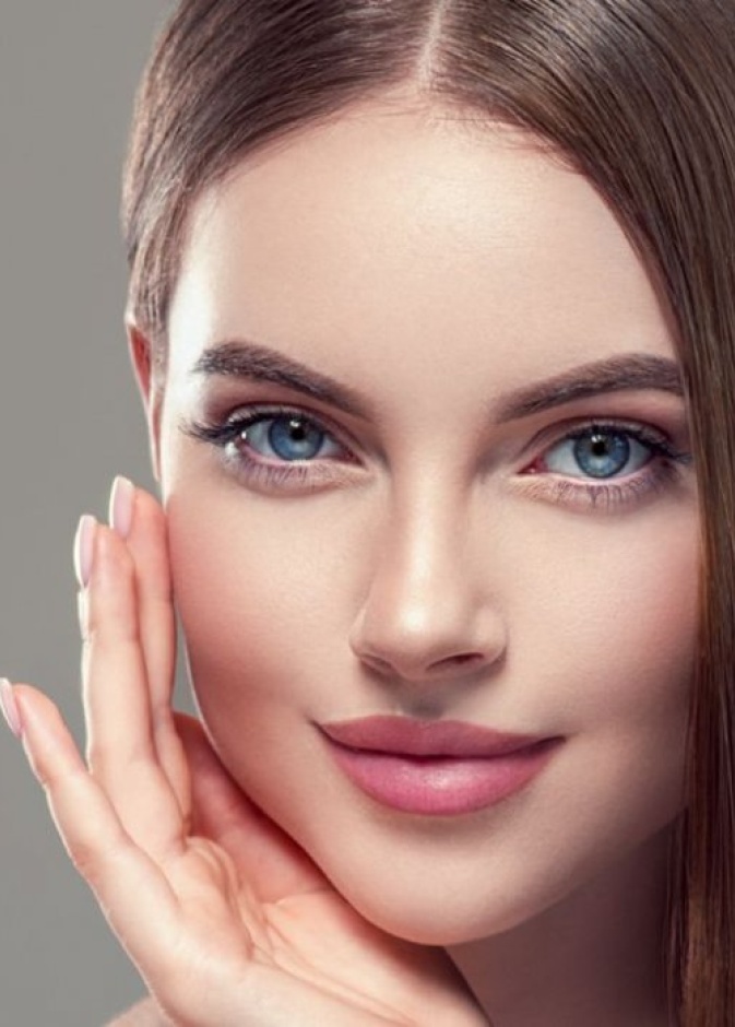  فوائد زيت الياسمين للبشرة والشعر