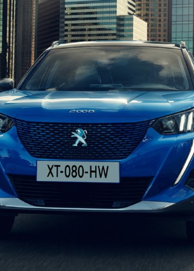  سيارة بيجو كروس هايبرد الجديدة