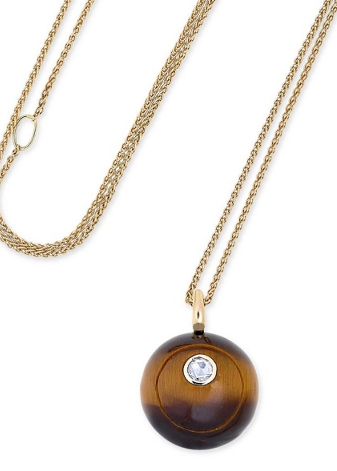 اسوارة من بروك جريجسون Brooke Gregson