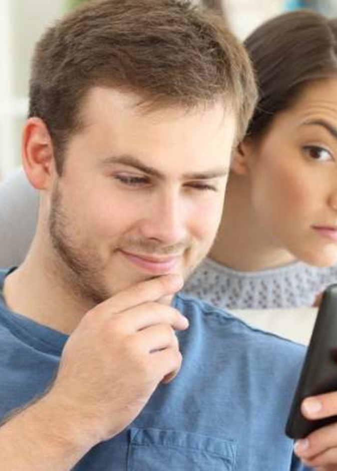 العقرب من أكثر الأبراج التي تميل الى الشك