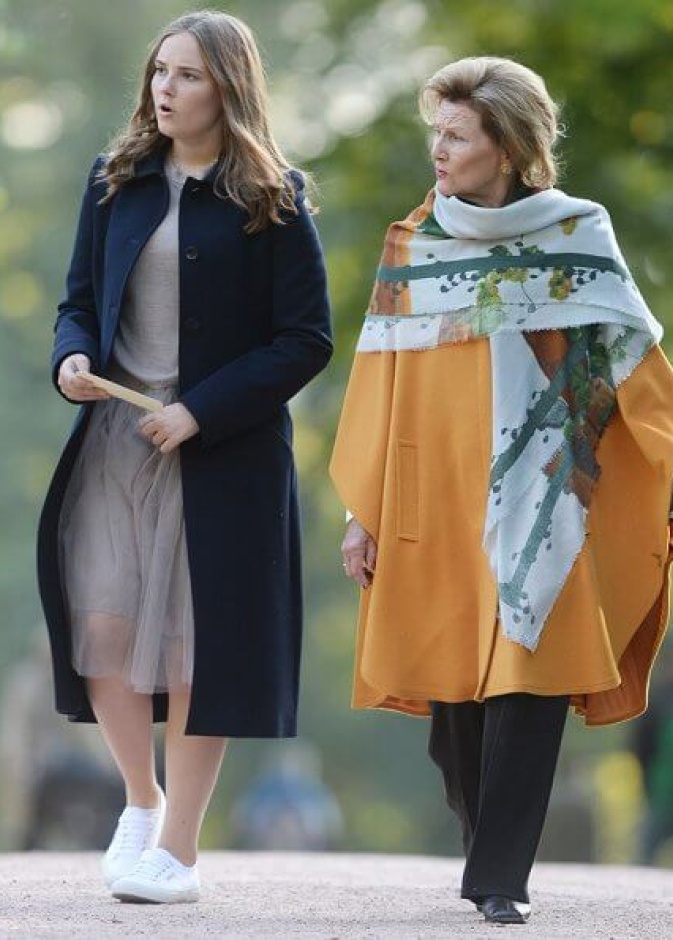 العائلة النرويجية المالكة تحتفل بالانتهاء من حديقة الأميرة إنغريد ألكسندرا للمنحوتات