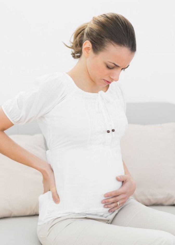 اسباب تحجر بطن الحامل في الشهر الثالث