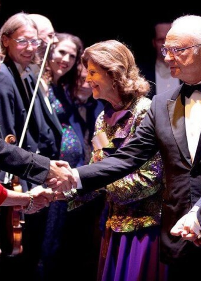  افتتح الأمير غوستاف أدولف مسرح مدينة مالمو والذي تحول فيما بعد إلى أوبرا مدينة ماليمو