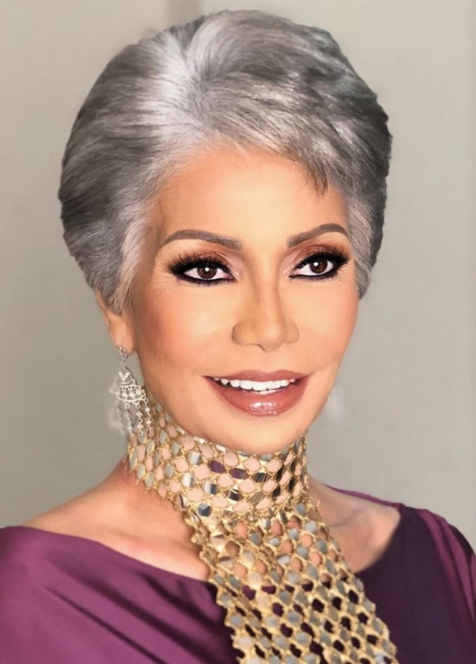 سوسن بدر اتمت عامها ال 62
