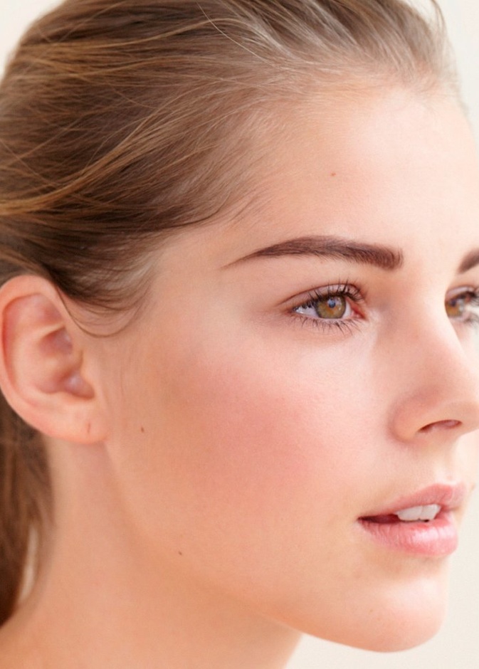 تجنبي الامراض المعدية في حال عدم تعقيم المعدات عند استعمال مايكروبليدنج الحواجب