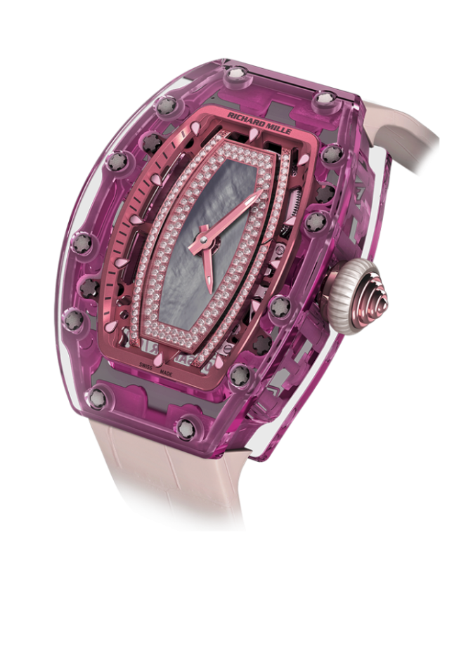  ساعة باطار هندسي من مجموعة Octo Finissimo من Bvlgari.