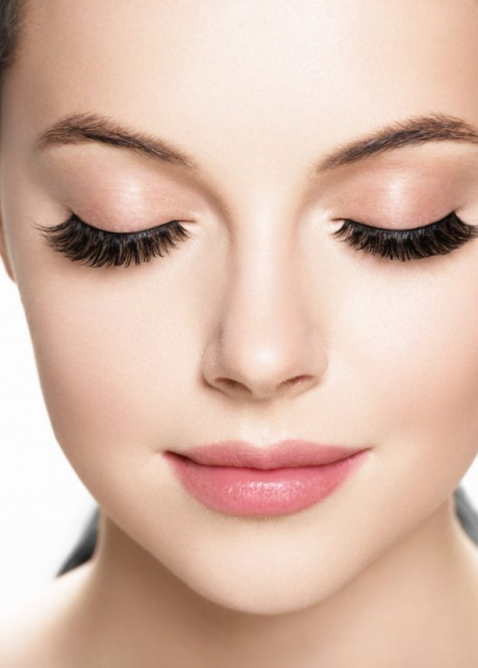 طريقة اختيار الرموش المناسبة لشكل العين