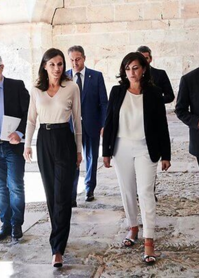 الملكة ليتيزيا عملت صحفية ومراسلة تلفزيونية