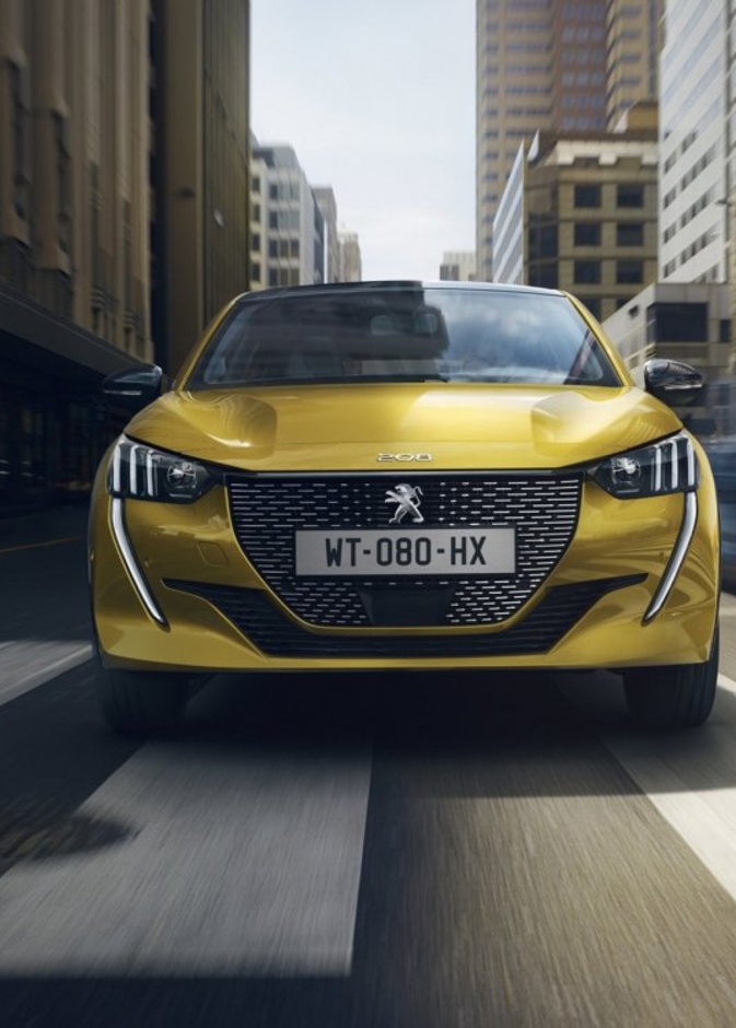 أكدت بيجو عزمها طرح نسخة كهربائية من 208 يناير المقبل مع محرك ينتج قوة 136 حصان