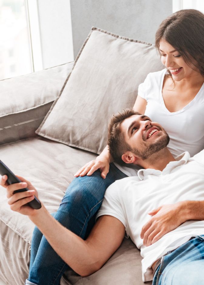 اختاري له دائما أماكن هادئة وبعيدة عن الناس عند اللقاء به