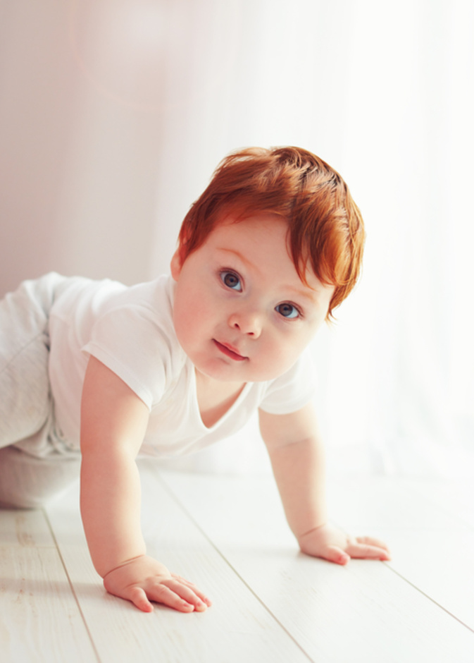 أضرار سقوط الطفل الرضيع على رأسه