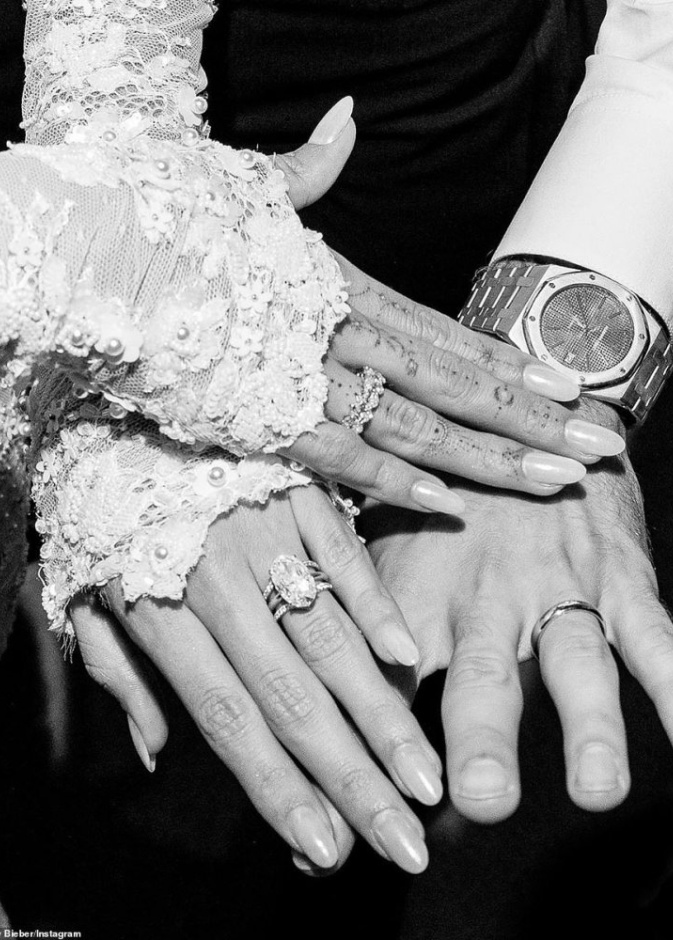  جاستين بيبر وهايلي بالدوين