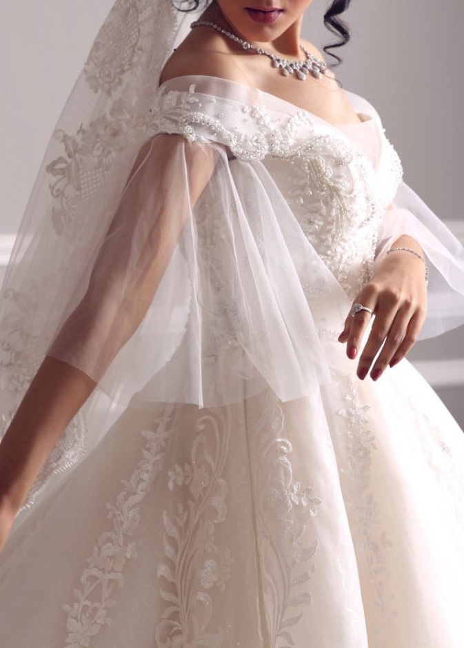 تصوير عروس بكاميرا المصورة اصايل نايف