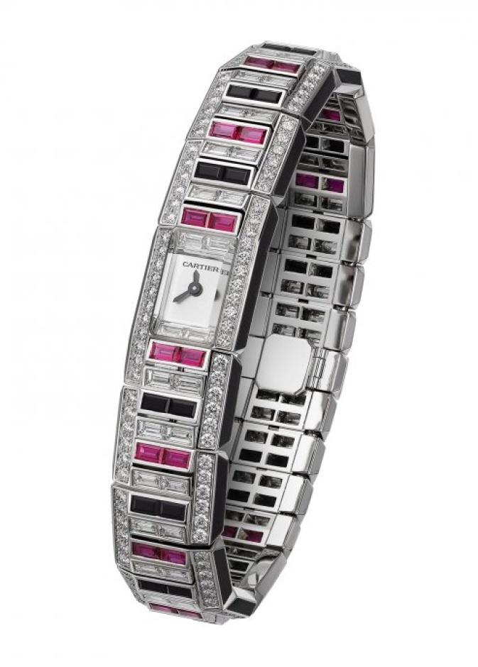 ساعة من فان كليف أند أربلز Van Cleef & Arpels