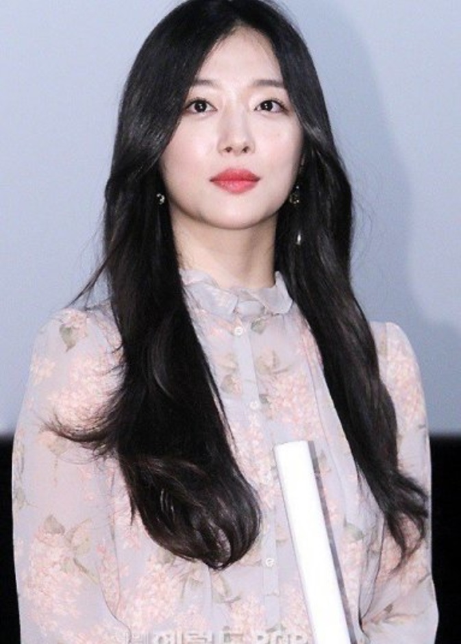 سولي Sulli