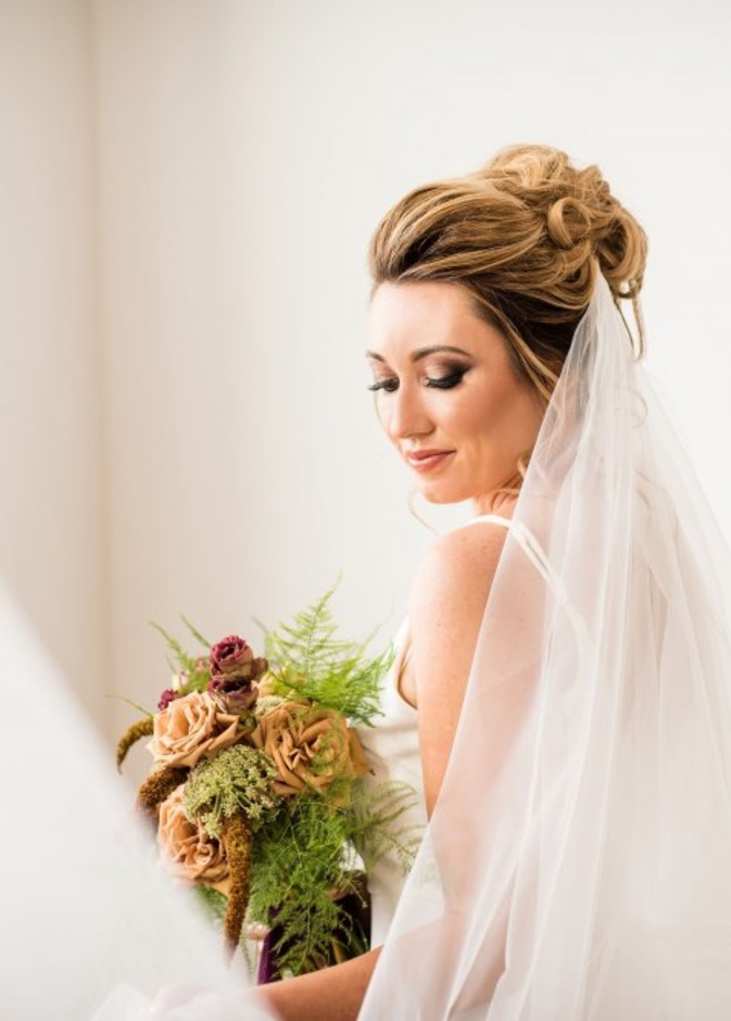 ازيلي الشعر الزائد من المنطقة الحساسة قبل 4 ايام من الزفاف اذا كانت بشرتك حساسة