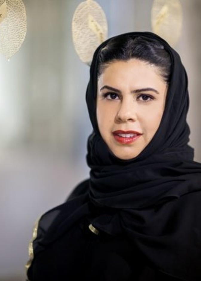 الفنانة السعودية منال الضويان