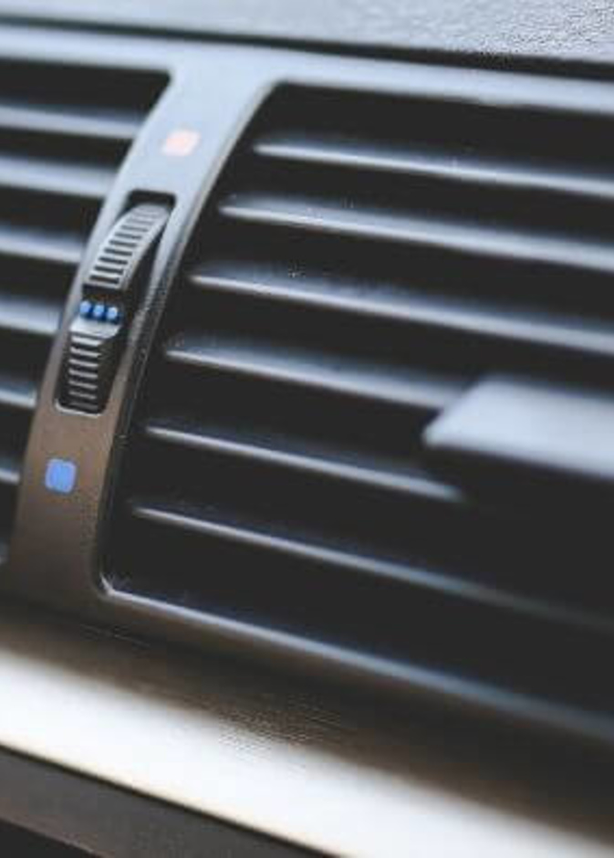 علامات تدل على تعطل مكيف السيارة