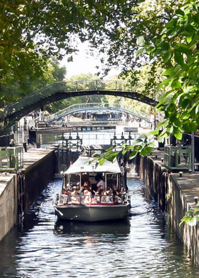 إحجز مسبقًا لضمان زيارة الوجهات المشهورة في باريس