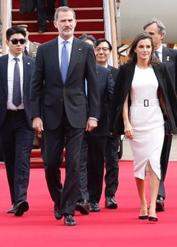 ملك وملكة إسبانيا يصلان إلى كوريا الجنوبية في زيارة رسمية