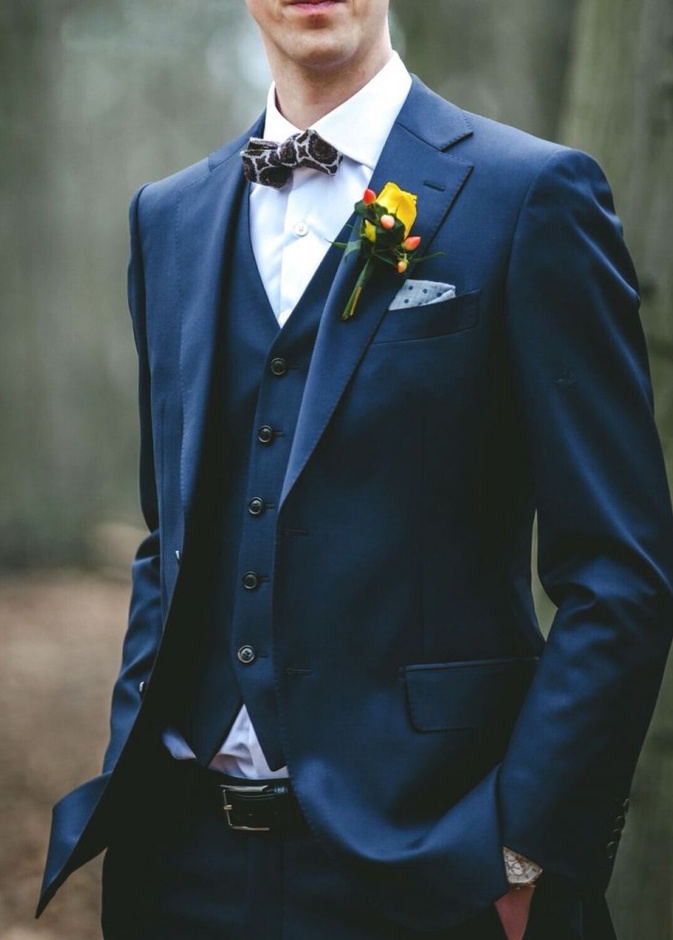  اكسسوارات الرجل من بين الاغراض التي يجب ان يجهزها العريس