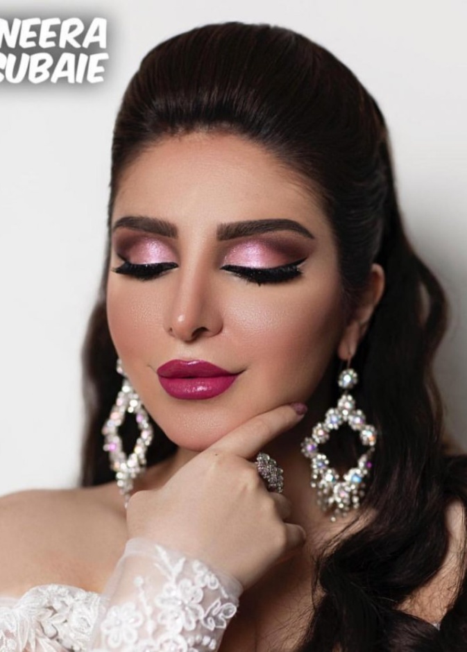 من مكياج الميك اب ارتست منيرة السبيعي