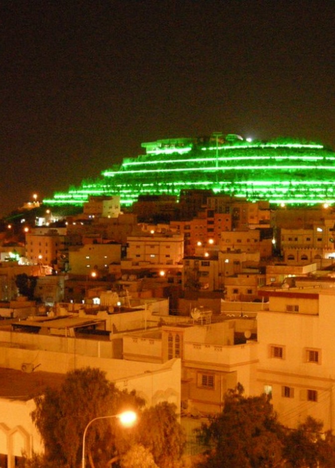 الجبل الأخضر في المساء