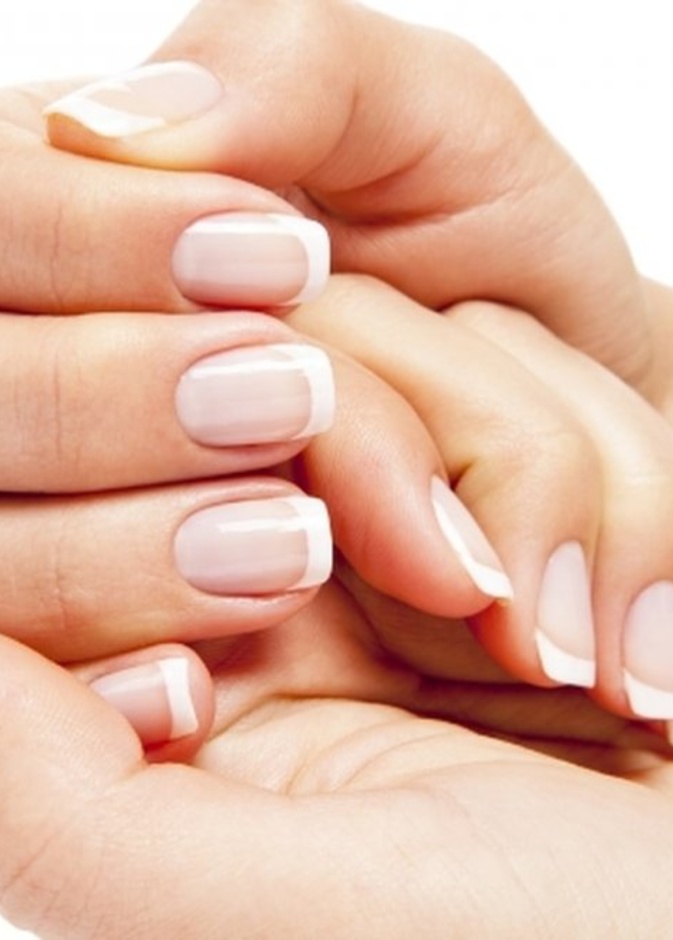 فوائد زيت جوز الهند لتقوية الاظافر وطرق استخدامه