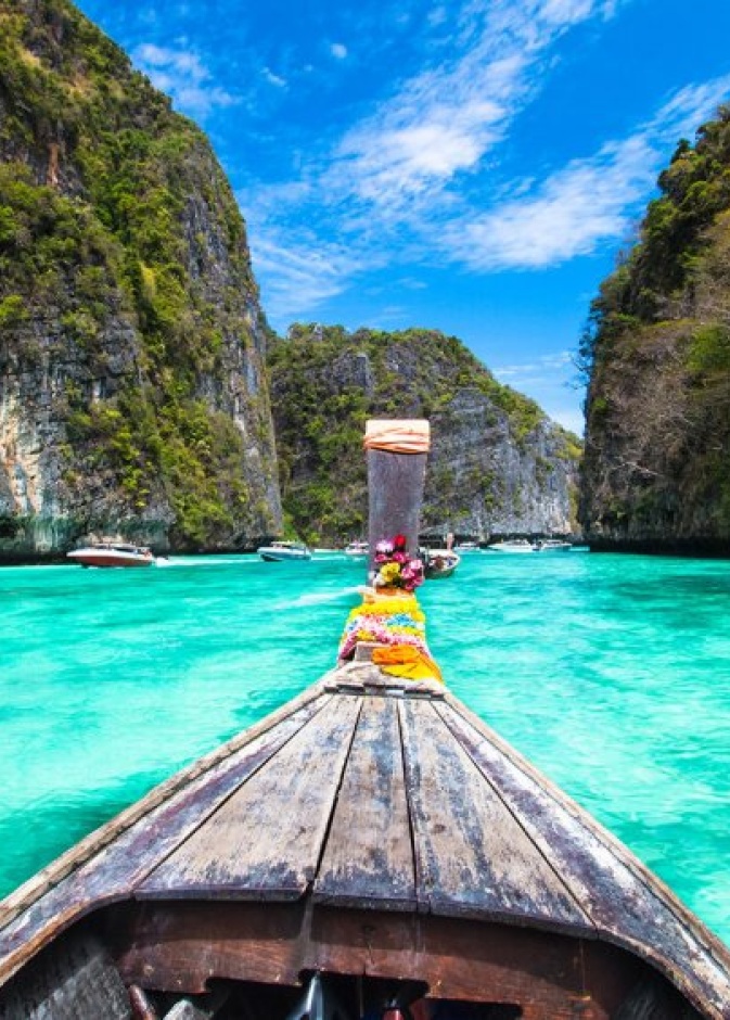 شمس، تسوق، ورفاهية.. 9 وجهات "ساحرة" لرحلة ديسمبر هذا العام