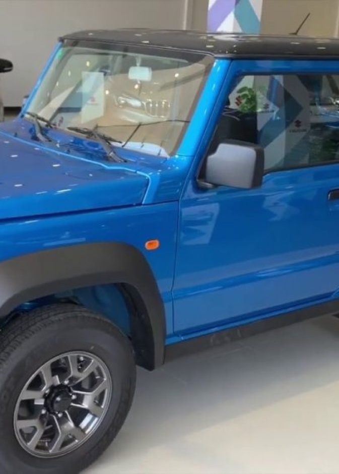 Jimny الجديدة من سوزوكي