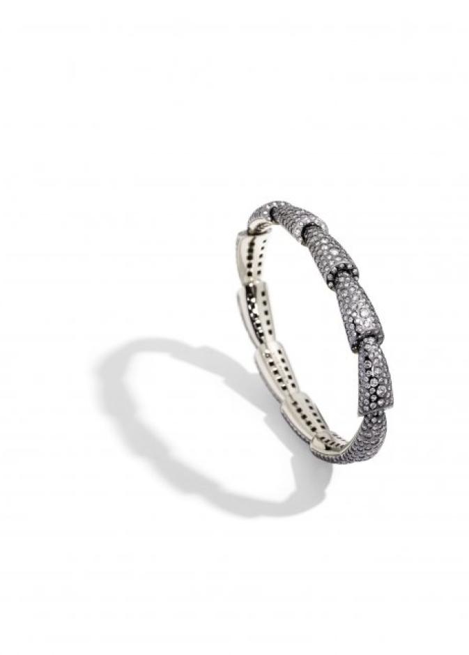 اسوارة من مجموعة Calla الجديدة من Vhernier 